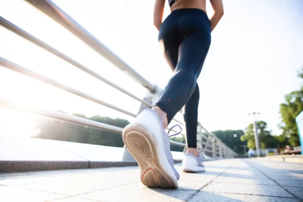 Zašto je funkcionalna sportska odeća važna za performanse sportista? 15 funkcionalna sportska odeća